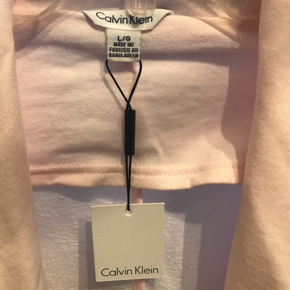 Calvin Klein sweater - Picture 2 of 3